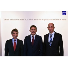 ZEISS will invest over 300 million in a new integrated high-tech site in Jena. The worlds technology leader in the optics and optoelectronics industries unveiled its plan today in Jena.