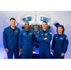 The crew assignments are as follows: Commander Reid Wiseman, Pilot Victor Glover, Mission Specialist 1 Christina Koch, Mission Specialist 2 Jeremy Hansen.
Credits: NASA