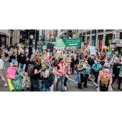 More than 60,000 people participated in the Restore Nature Now march |  Mark Chilvers
