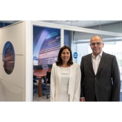 Left to right: Mara Jess Almazor (Telefnica Tech) and Sergio Fidalgo (BBVA)