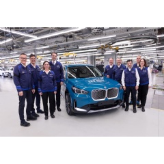 BMW Group Plant Regensburg: 100,000 fully-electric vehicles produced in 2024. Milan Nedeljković, member of the Board of Management responsible for Production and Armin Ebner, Director Plant Regensburg with the management team of Plant Regensburg