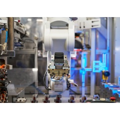 At Apples Material Recovery Lab in Austin, Texas, Apples disassembly robot Daisy is able to identify individual iPhone models to determine which actions to perform.