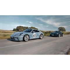 Porsche 911 S/T with Heritage Design Package and Porsche 911 S/T, 2023, Porsche AG

911 S/T: Fuel consumption* combined (WLTP) 13.8 l/100 km, CO₂ emissions* combined (WLTP) 313 g/km
